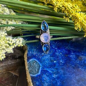 TANZANITEโ& MILKY OPAL 3 STONE RING